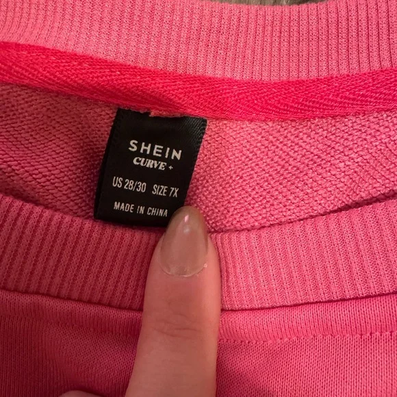 Women’s Plus Size Sweatshirt with Graphic Design - Size 7X - Picture 4 of 4